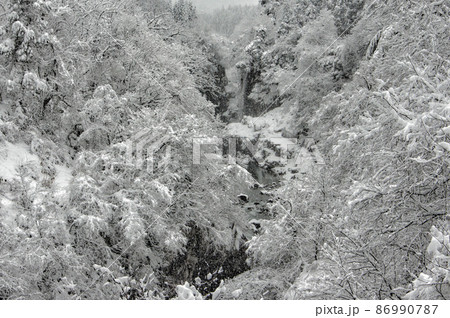 冬 手取峡谷　 86990787