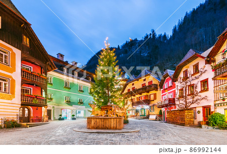 Hallstatt, Austria - Christmas tree in Zentrum, Upper Austria Alps landmark 86992144