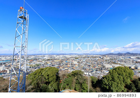小牧市　小牧市歴史館（小牧城）の航空障害灯と小牧市街の眺望 86994893