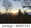 高尾山から見た初日の出 86997141