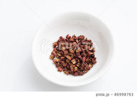 中国山椒 白背景 中国山椒 白背景 86998763