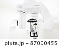 歯医者のレントゲン室のCTスキャン 87000455