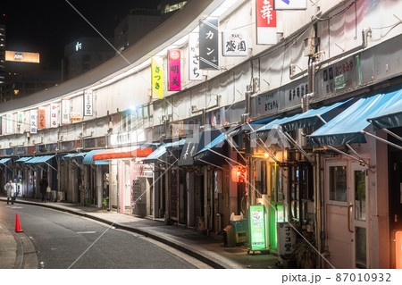 《神奈川県》野毛ハーモニカ横丁・ノスタルジックな飲み屋街 《神奈川県》野毛ハーモニカ横丁・ノスタルジックな飲み屋街 87010932