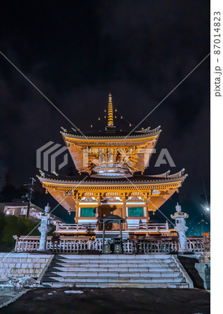 龍寶寺（龍宝寺）の多宝塔　ライトアップ（宮城県仙台市） 87014823