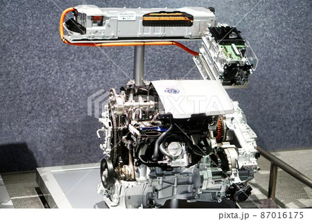 プリウス　第4世代　エンジン＆ハイブリッドシステム 87016175