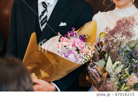 結婚式　花束贈呈 87016215