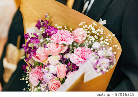 結婚式 花束贈呈の写真素材