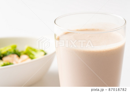 プロテイン 87018782