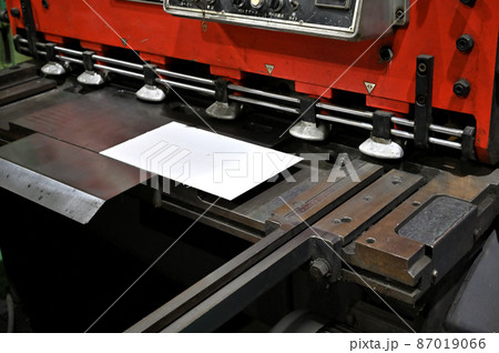 工場　製造業　シャーリング　せん断機　 87019066