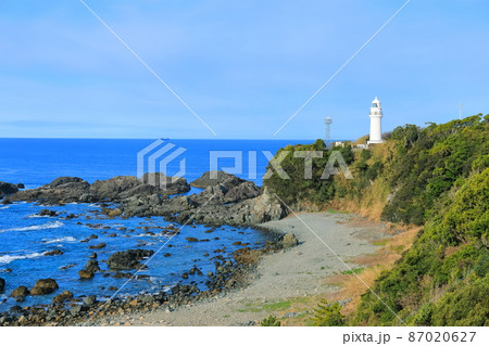 【和歌山県】晴天下の本州最南端の潮岬灯台 【和歌山県】晴天下の本州最南端の潮岬灯台 87020627