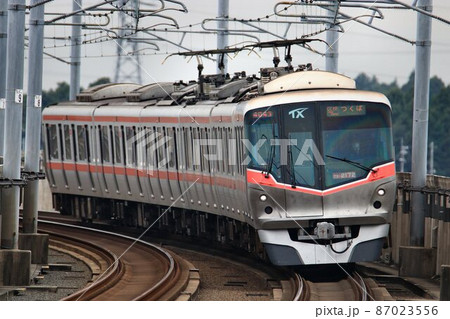 茨城県南地域の発展を下支えする『つくばエクスプレス』 87023556