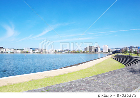 快晴の宍道湖畔の風景 ... 島根県 松江市（快晴） 87025275