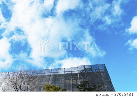 集合住宅の建設現場 87025431