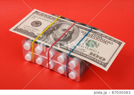 Hundred dollars Hundred dollars 87030363