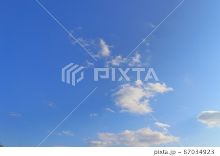 青空 雲 空のみ 青空 雲 空のみ 87034923