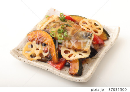 さんまと野菜の黒酢あんかけ 87035500