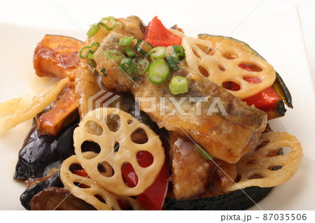 さんまと野菜の黒酢あんかけ 87035506