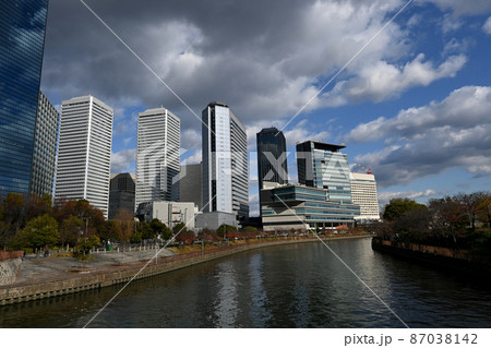 【都市風景】大阪ビジネスパーク 87038142