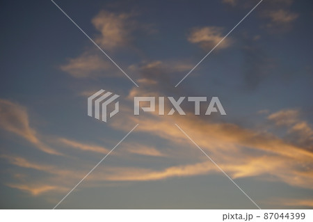 空と雲 87044399