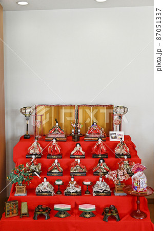 母から受継ぐ雛人形、雛飾り 母から受継ぐ雛人形、雛飾り 87051337