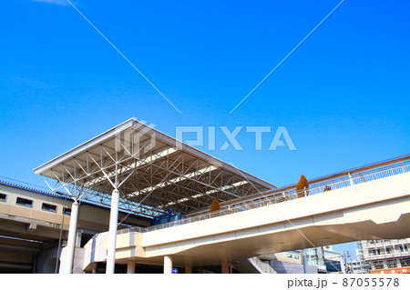 豊田市、愛知環状鉄道新豊田駅の風景 87055578