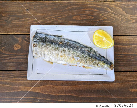 サバの塩焼き サバの塩焼き 87056024