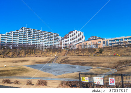 東京都町田市 三ツ目山公園 大雨で水没する調整池の公園 東京都町田市 三ツ目山公園 大雨で水没する調整池の公園 87057317