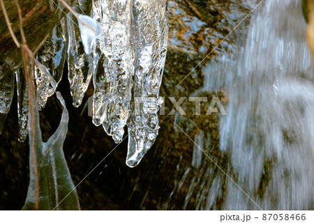 渓流のツララ　糸島3 87058466