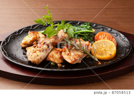 チキンのハーブ焼き 87058513
