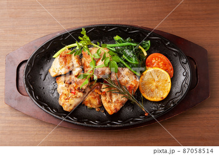チキンのハーブ焼き 87058514