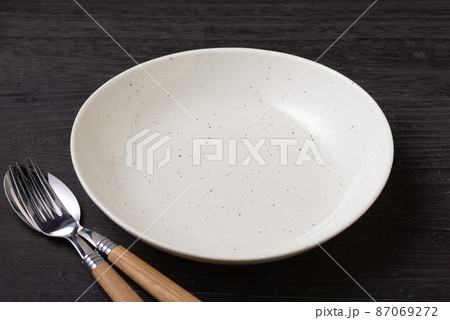 梨地の皿 87069272