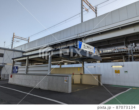 東京　竹ノ塚駅西口（2021年11月） 87073134