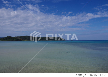奄美大島 笠利町 ビーチ 南国の透明度高く綺麗なビーチ 奄美大島 笠利町 ビーチ 南国の透明度高く綺麗なビーチ 87073169