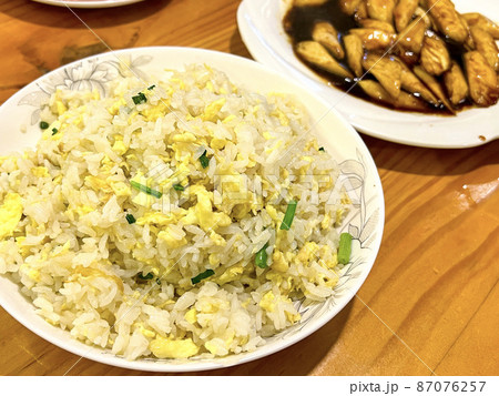 中国の農家料理店で蛋炒饭(卵チャーハン) 中国の農家料理店で蛋炒饭(卵チャーハン) 87076257