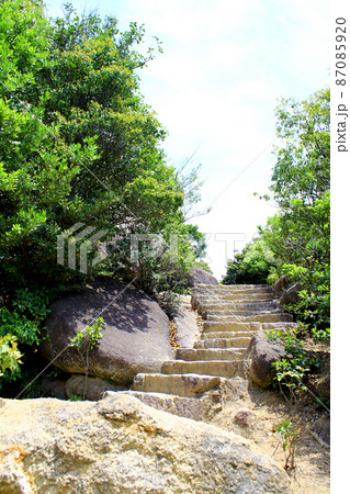 【広島】初夏の宮島　弥山の登山道 87085920