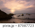 太陽が見える海辺 87087723