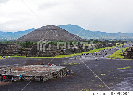 ラテンアメリカ最大の都市遺跡、メキシコのテオティワカン Teotihuacan 87090004