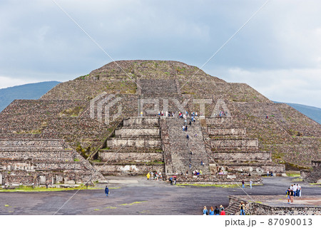 ラテンアメリカ最大の都市遺跡、メキシコのテオティワカン Teotihuacan 87090013