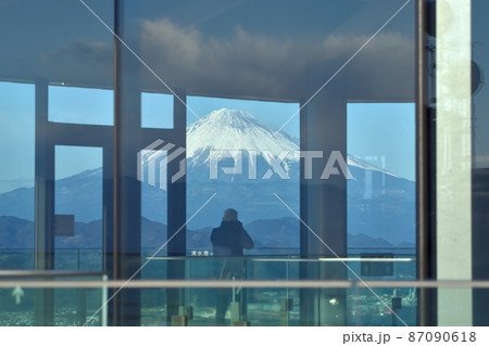 日本平からの富士山220222pm4:14 87090618