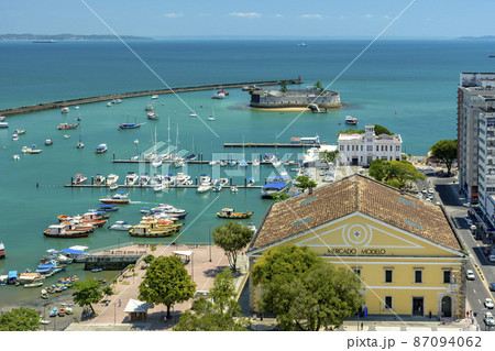 Mercado Modelo and old historic fortress at Todos os Santos bay in Salvador 87094062
