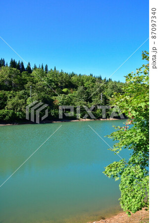 入広瀬　鏡ヶ池（新潟県） 87097340