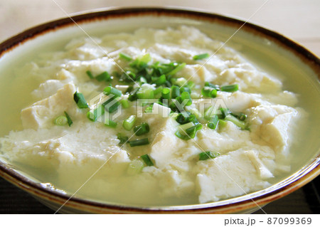 沖縄の郷土料理 ゆし豆腐 沖縄の郷土料理 ゆし豆腐 87099369