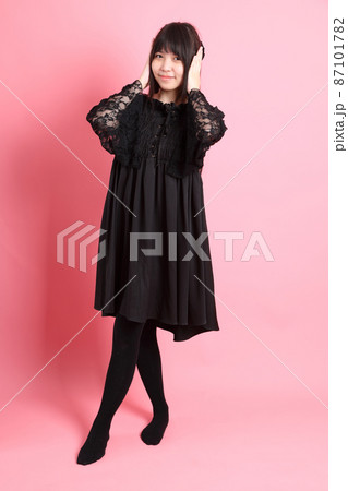 Cute Gothic Girl 87101782