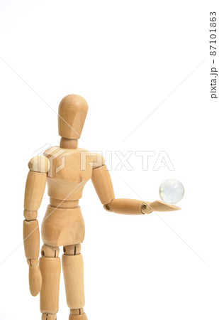 デッサン人形を使ったポーズ 87101863