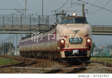 北陸本線 加賀笠間-美川 JR西日本 485系 A08編成(京都) 雷鳥 北陸本線 加賀笠間-美川 JR西日本 485系 A08編成(京都) 雷鳥 87102407