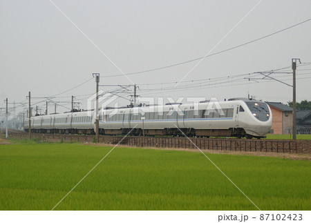 北陸本線　美川－加賀笠間　JR西日本　681系　T18＋T26編成（金沢）　サンダーバード 87102423