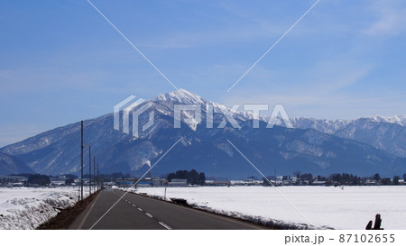冬晴れの荒島岳 冬晴れの荒島岳 87102655