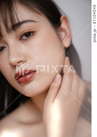 女性のビューティポートレート 女性のビューティポートレート 87104049