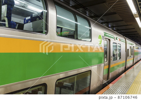 電車　2階建てグリーン車　湘南新宿ライン　 E231系　東海道線　グリーン車 87106746