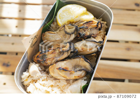 牡蠣が入ったメスティン弁当 87109072